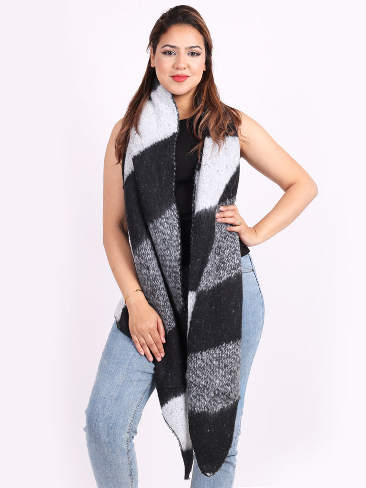 Women Woolen Scarf Black